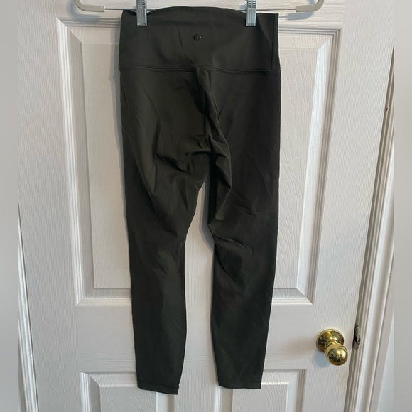 Lululemon High Times Crop - Picture 3 of 4